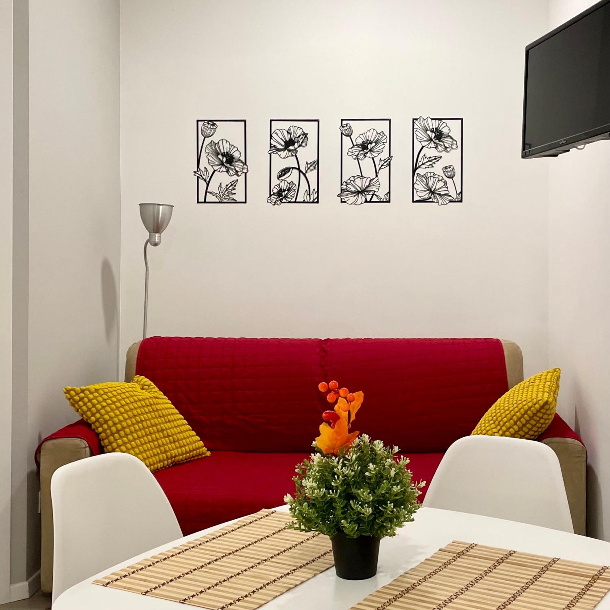 Onlyroomsrho Apartment